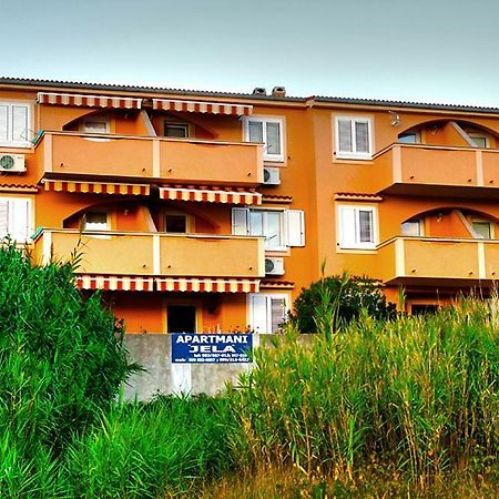 Apartmani Zeljko Metajna Exterior photo